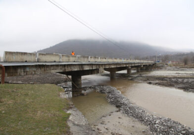 Ремонтные работы на мосту через реку Аргун в рамках дорожного нацпроекта продолжаются